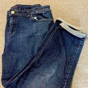Tommy Hilfiger size 14 capri jeans
